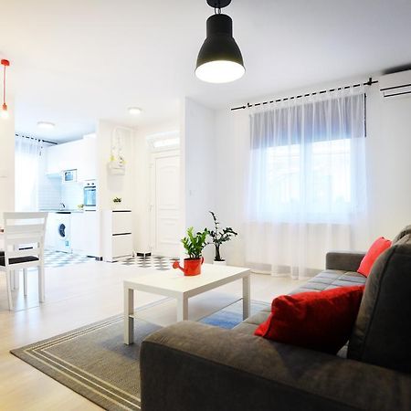 Enjoy Apartman Eger Exterior foto